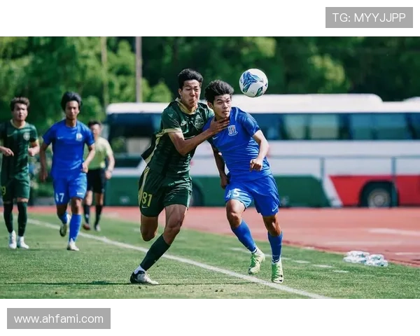上海足球队的力量变革引发热议探索新阶段的崛起与挑战