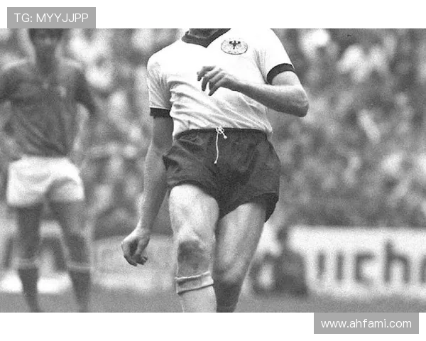 全球老足球明星排名榜揭晓传奇球员的辉煌岁月与成就回顾